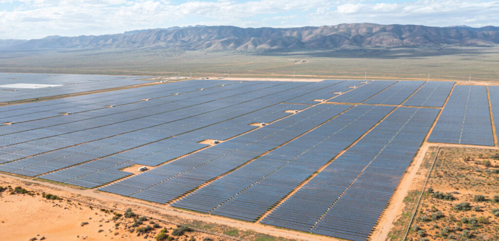 日本の国際石油開発帝石がエネルのオーストラリア太陽光発電ポートフォリオの株式の50％を取得 – pvマガジン・インターナショナル
